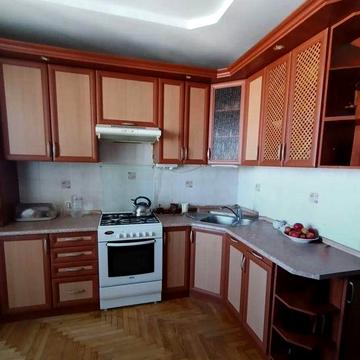 Двокімнатна квартира в цегляному будинку нового фонду