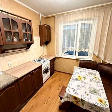 Оренда 1 к крупногабаритной квартири в Центрі Міста