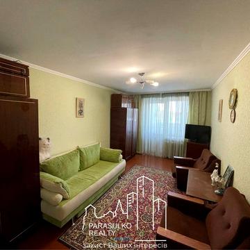 Продам 2-о кімнатну квартиру на Мікрорайоні