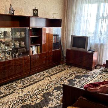 Простора 3х кімнатна квартира в р-н Озерна