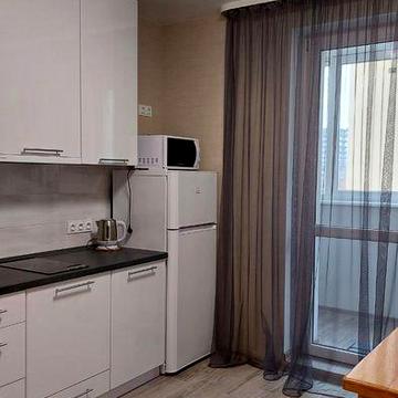 Сдам 1 ккв в ЖК Радужный метро Дворец Спорта и Турбоатом