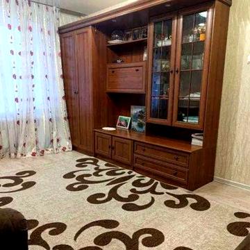 ПРОДАЖ 2-кімнатної квартири .Район Виставка.Проспект Миру