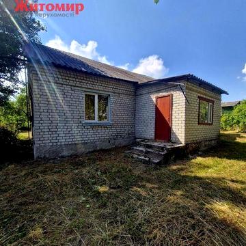 Продається простора квартира в приватному будинку в с. Черемошне