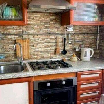 В продаже двухкомнатная квартира на Новых дома по улице Каденюка