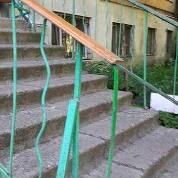 Продам 3 комнатную квартиру пр,Богдана Хмельницкого район Терры