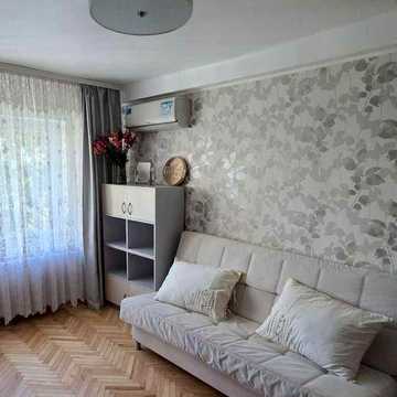 Продаж від власника 2-кімнатної квартири, площа 45 кв. м. Київ, пр. Голосіївський. Будинок 89