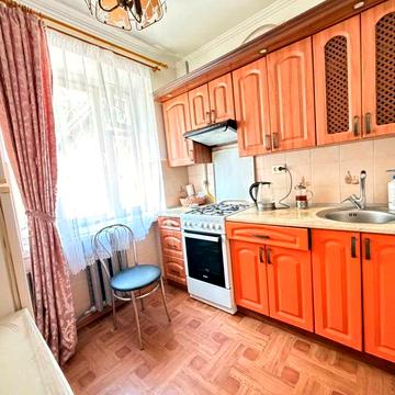 Продаж квартири по вул. Сигнівка. Цегла