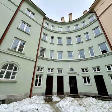 Продаж 2 кімнатної квартири | вул. Стрийська