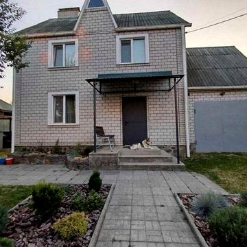 Здається будинком на довгостроковий період місто Звягель