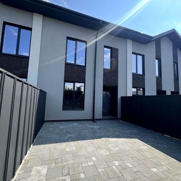 Таунхаус біля Центрального парку з ділянкою 1,5 сотки | Газ | 90 м²