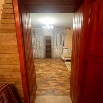 Сдаю дом на ленпаселке