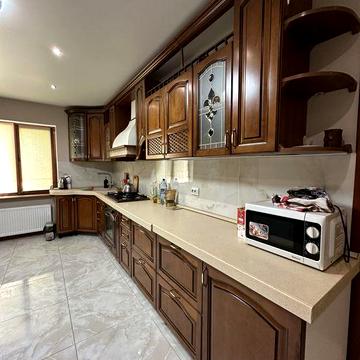 Червоный хутор 10соток и дом с подвплом из ракушника .