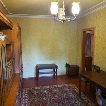 Продам двокімнатну квартиру Харківське шосе 146