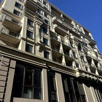 Продам 2-х комнатную квартиру с ремонтом  в центре Одессы. Новый сданный дом . Подземный паркинг