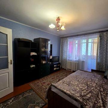 Продаж квартири на 3 поверсі
