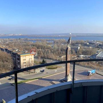 Дмитра Яворницького пр., 3, Соборний, Дніпро, Дніпропетровська 119000.0 USD