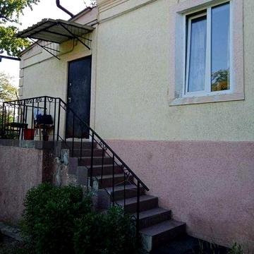 2 кім. квартира в австрійському особняку