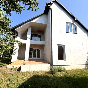 Будинок Росвигово/ Сади