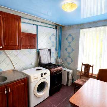Продається 3-к квартира 64м² з інд. опаленням, бойлером 2 поверх 7 км від міста Бар