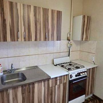 Продам 1 кімнатну Рональда Рейгана 11а