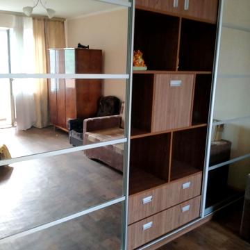 Метробудівська вул., 5
