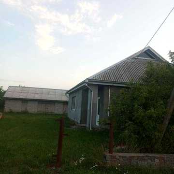 Будинок новий із новими госппостройками