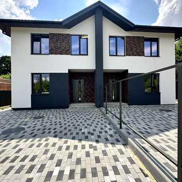 Продам дуплекс в Ірпені 118 м² з великою територією