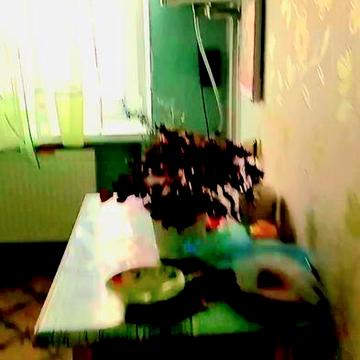 Продам квартиру 1 комнатная,5 этаж 9 этажки.Площадь 37 кв.м газовое отопление,двуконтурный котел,также есть бойлер. Состояние жилое.