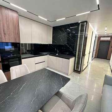 Продаж 2 км квартири в сучасному ЖК поруч з озером