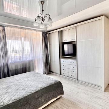 None 64000.0 USD