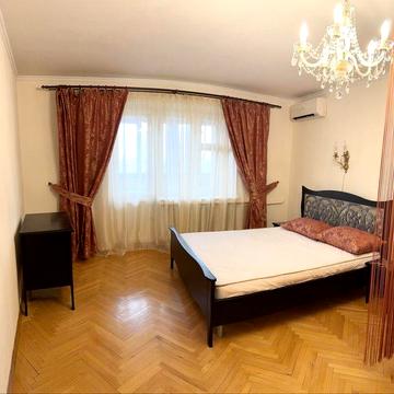 Оренда 1 к квартири 46 кв.м , вул.Срібнокільска 20