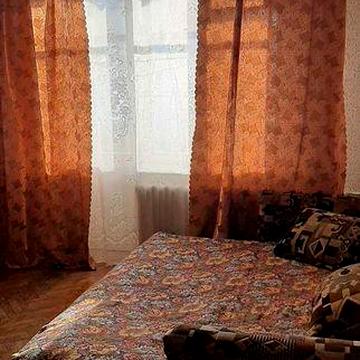 бульвар Верховної Ради , 27