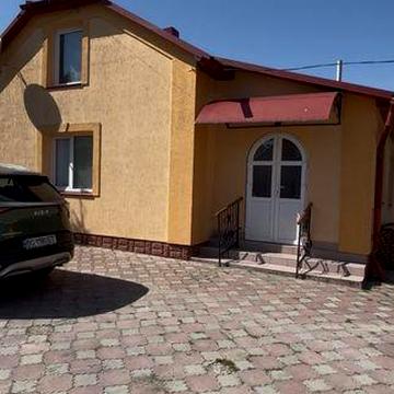 Продаж приватного будинку