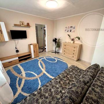 Продам 1к кв/Район Космоса 7/9
