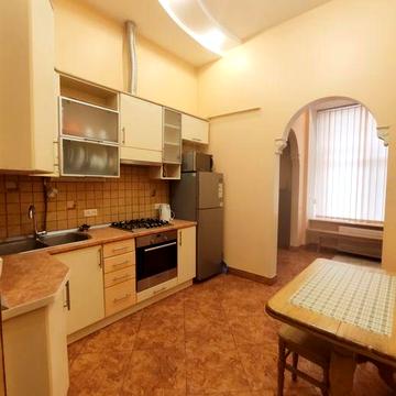 Оренда 3-х кімнатної квартири в центрі вул.Вірменська