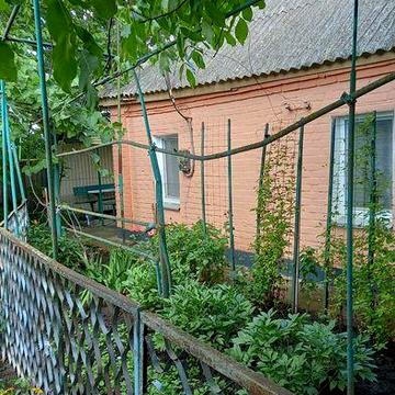 Продам будинок  недалеко від Поолтави. с Плоске 0663574033
