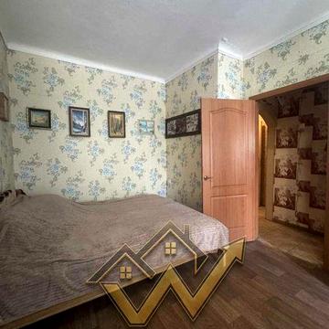 продаж 2к квартири.  Нижній Печерськ. Голосіїський Центр. Тельмана 4