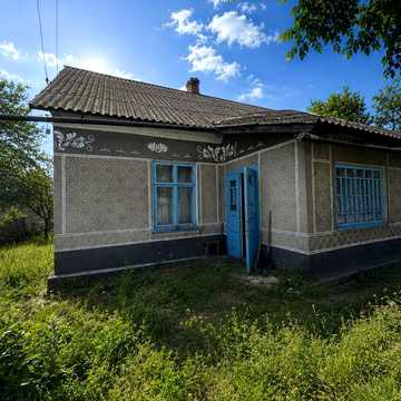 ПРОДАЄТЬСЯ цегляний будинок в Перемисловичах