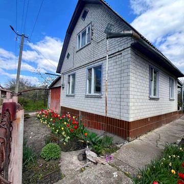 Доглянутий капітальний будинок Дача в селі Благодатне