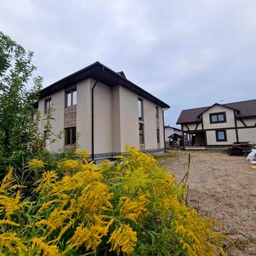 Продам  будинок (2 )   Осокорки  Київ  Без комісії
