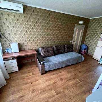 Продается 1 ком кв 4/9, пр Юбилейный