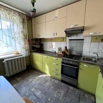 Продаж затишної трикімнатної квартири в ТОП локації