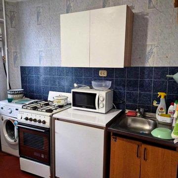 Продам 1 кімн. квартиру на Молодіжному. 4/9 блоч. 25000