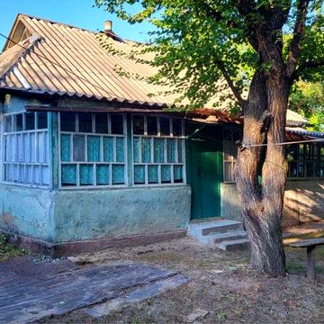 будинок в с. Пищальники