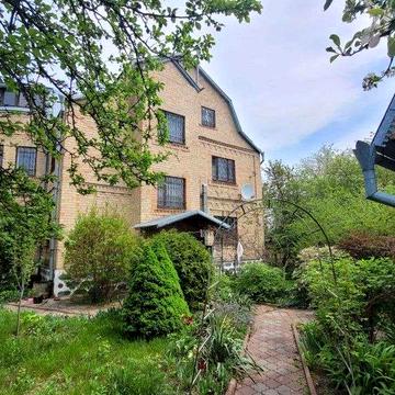 Продаж Будинок Велика Олександрівка 590 кв.м. Центр розвитку. Пансіонат