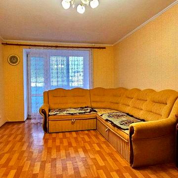 Продається 1-кімнатна квартира в самому центрі Таїрова