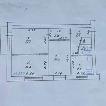 Впродажу 3к квартира з розпочатим ремонтом