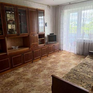 Продаж 3-кімнатної квартири у центрі м. Чигирин