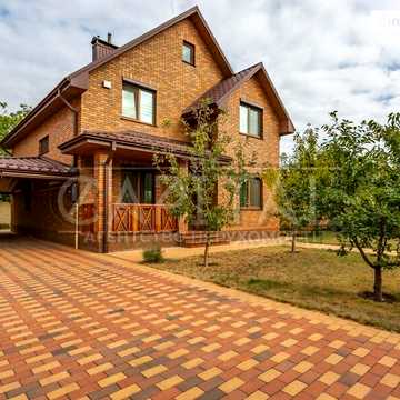 Довгострокова оренда 5к Дім Огіркова вулиця