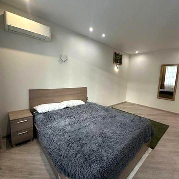 Оренда  квартири 50м2 вул. Андрія Аболмасова, 4 м. Лівобережна